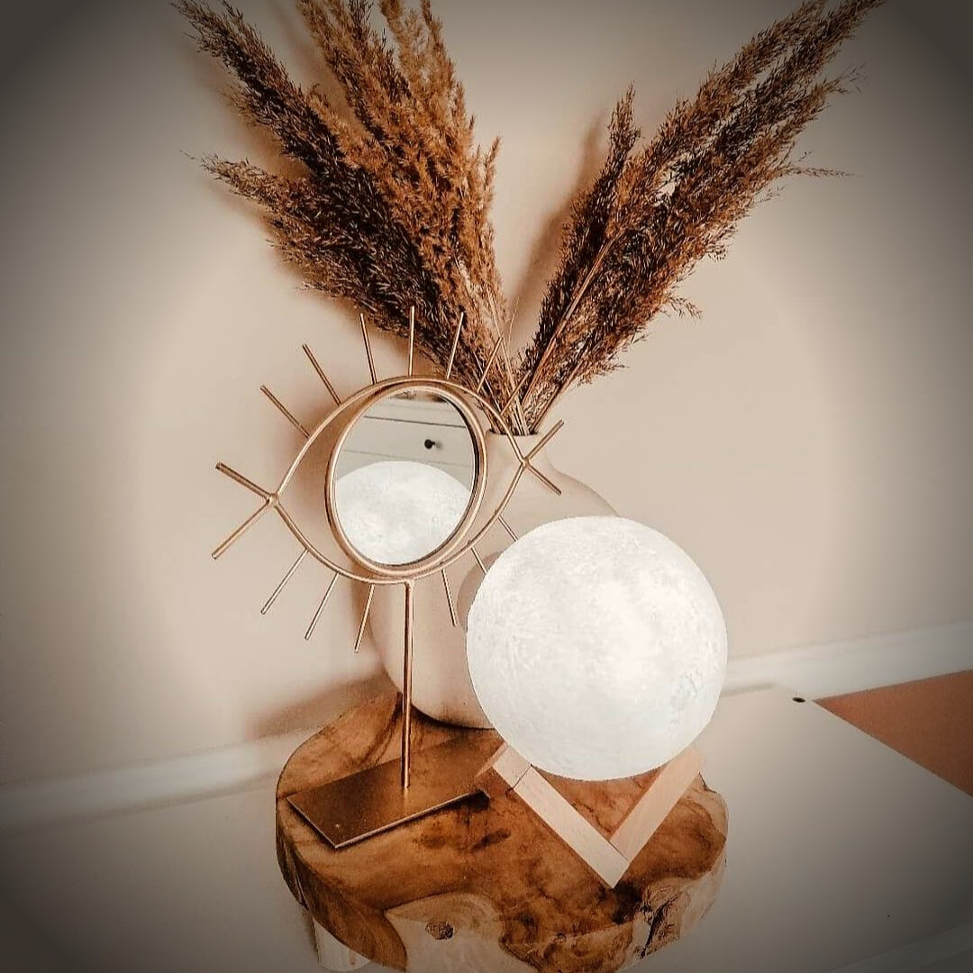 Mondlampe mit Touch-Steuerung und Holzständer