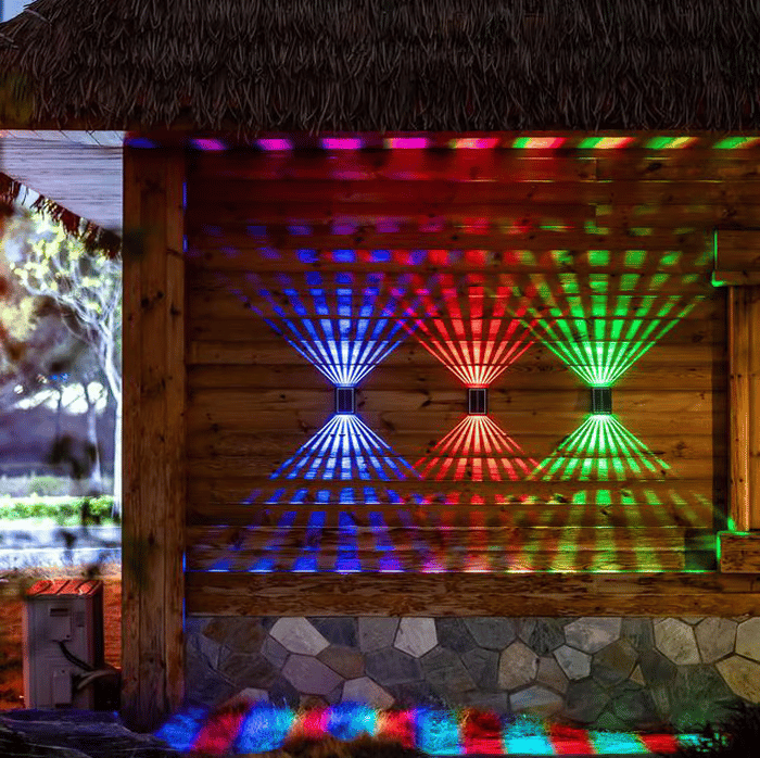 Solar-Wandleuchte mit Dual-Beam Effekt