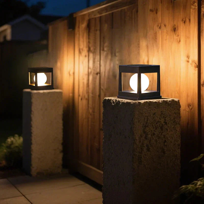 Solar-Gartenlaterne mit 2 Lichtfarben und automatischem Sensor
