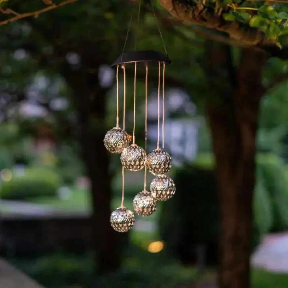 Solar-Windspiel mit Farbwechsel-LED – Leuchtendes Ambiente für Garten & Balkon