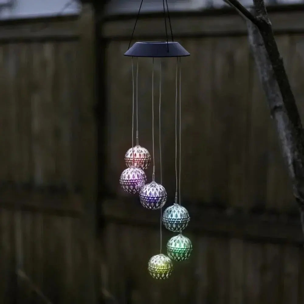 Solar-Windspiel mit Farbwechsel-LED – Leuchtendes Ambiente für Garten & Balkon