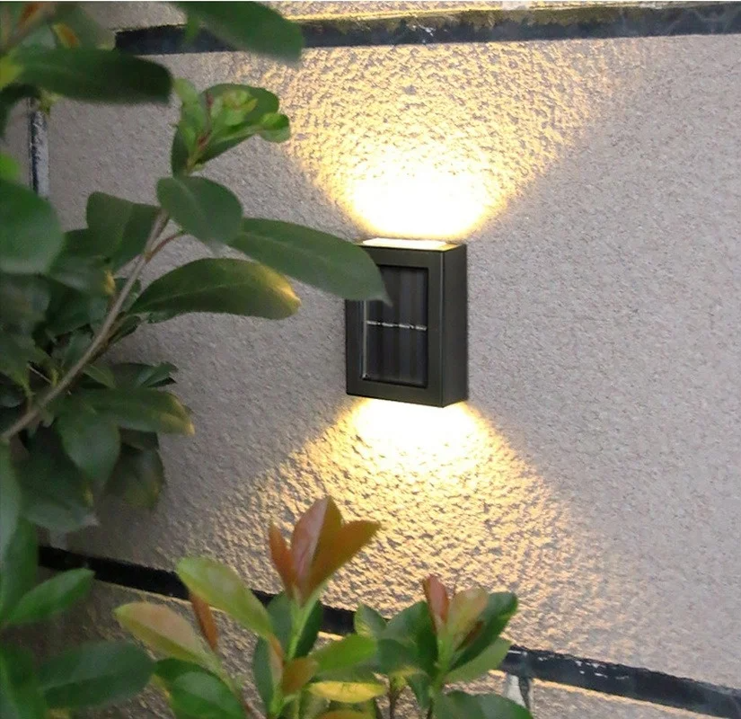 Solar-Wandleuchte Außen — Warmweißes LED-Licht, IP44, kabellos