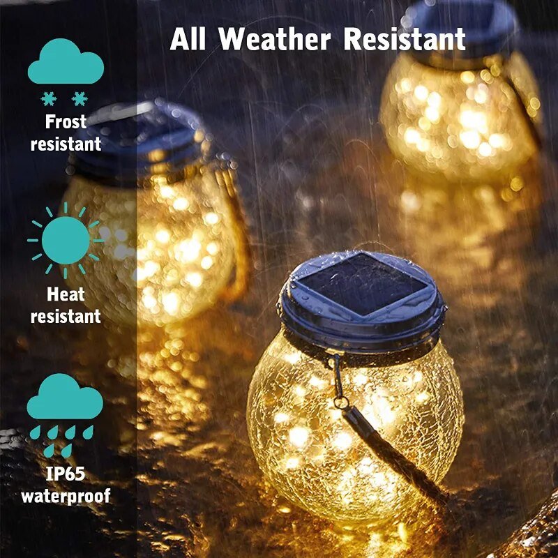 Solar-Gartenlaterne aus Glas mit LED-Lichterkette