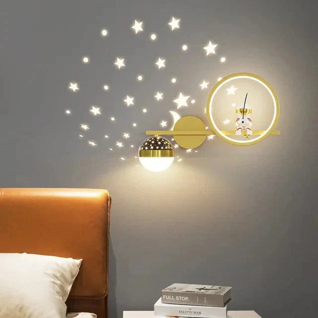 Kinder-Wandleuchte mit Mond- und Sterne-Design