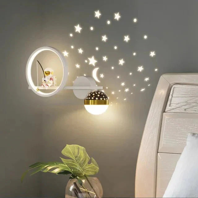 Kinder-Wandleuchte mit Mond- und Sterne-Design